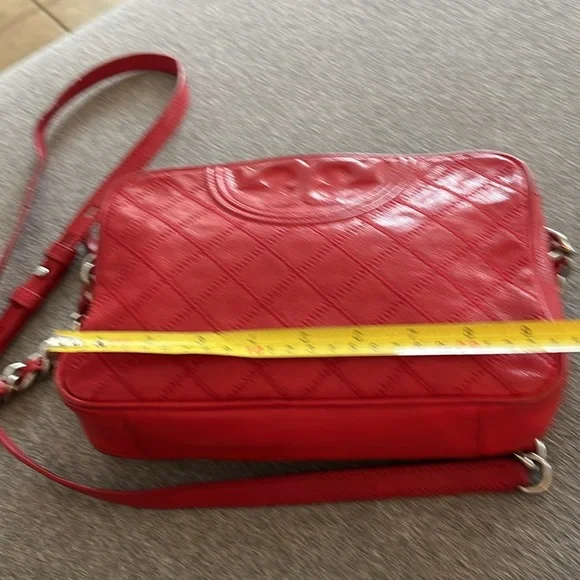 Tory Burch Fleming Red Crossbody Camera Bag - Picture 12 of 14
